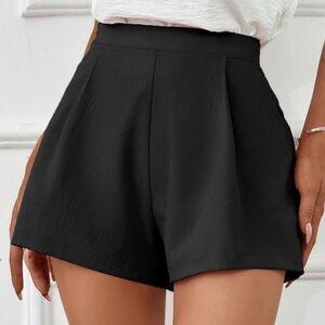 TopShop Black High Waisted Pleated Shorts with Pockets Size US 8